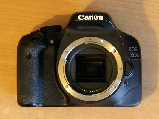 Canon EOS 550D - 18MP DSLR کیمرہ مکمل HD ویڈیو کے ساتھ