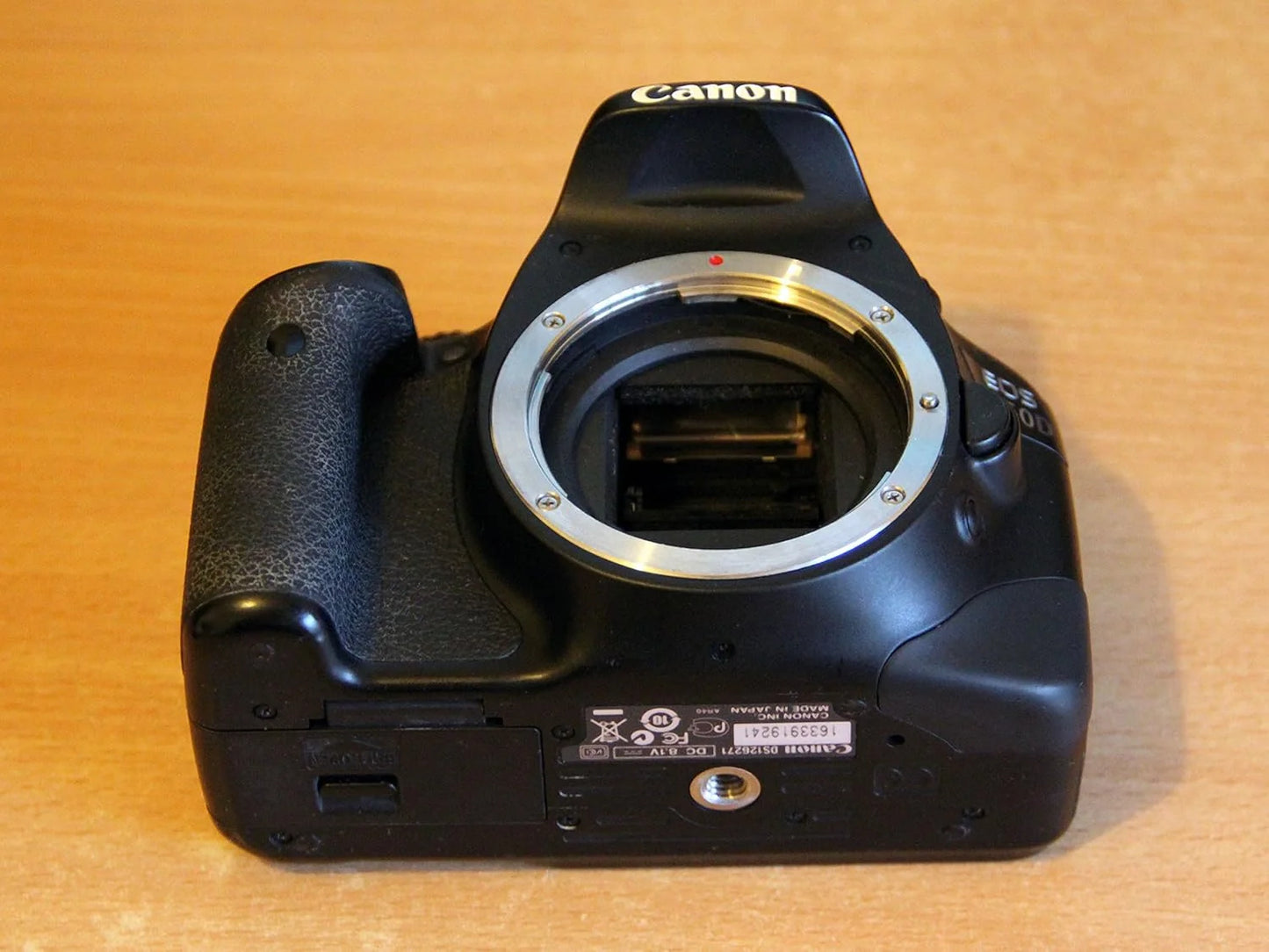 Canon EOS 550D - 18MP DSLR کیمرہ مکمل HD ویڈیو کے ساتھ
