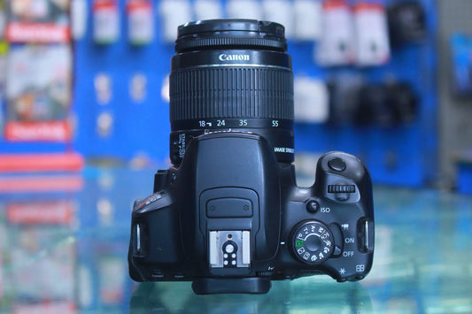 Canon EOS Rebel X7i - تخلیق کاروں کے لیے ورسٹائل DSLR کیمرہ